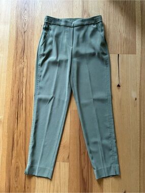 White House Black Market Olive Green Cropped Dress Pants, Size 0